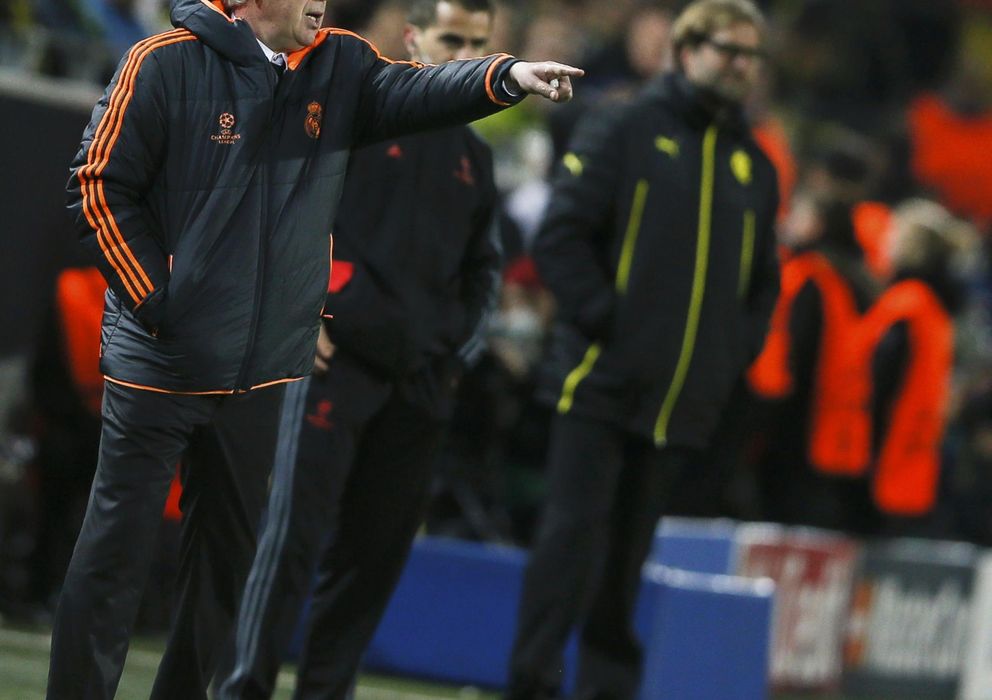 Foto: Ancelotti dando indicaciones durante el partido (Reuters).