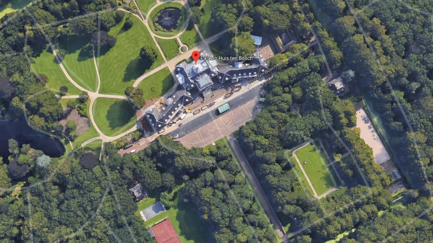  Vista áerea de Huis ten Bosch. (Google)