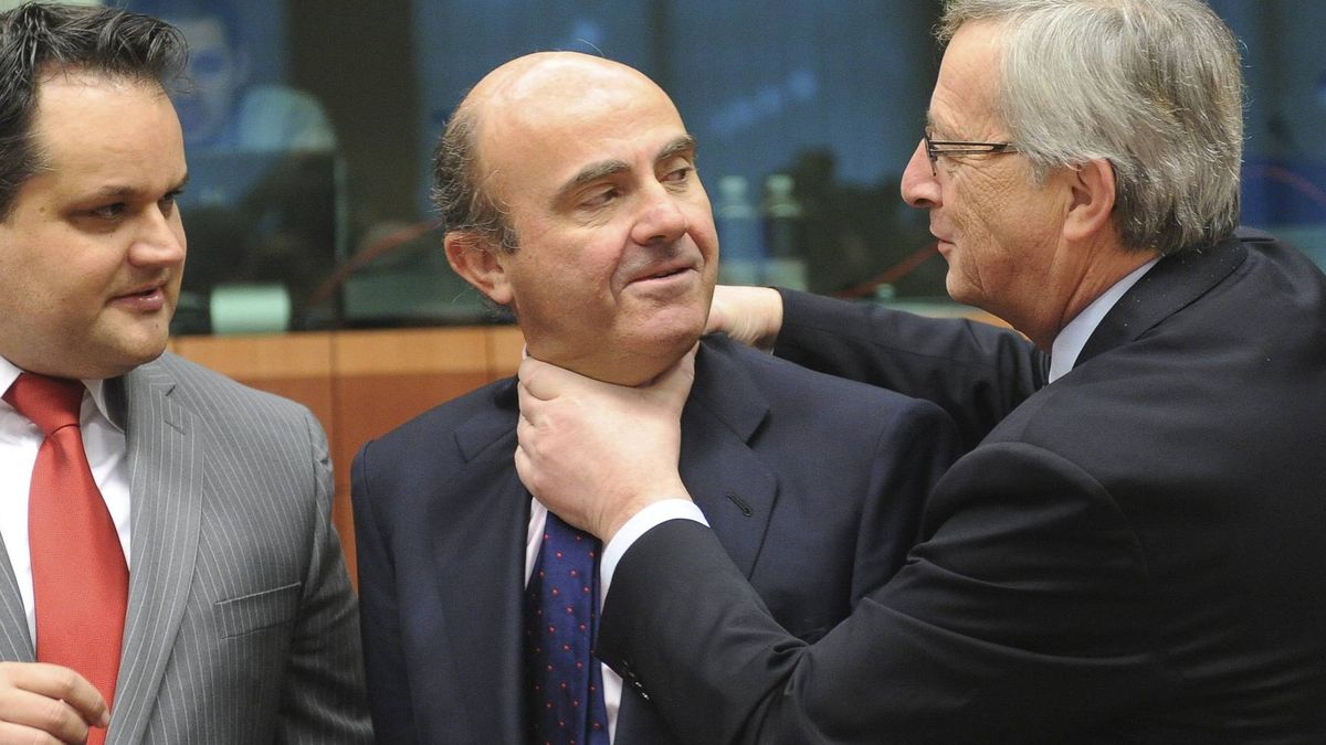 Bruselas pide a España más ajustes ante el "riesgo" de que incumpla el déficit en 2015