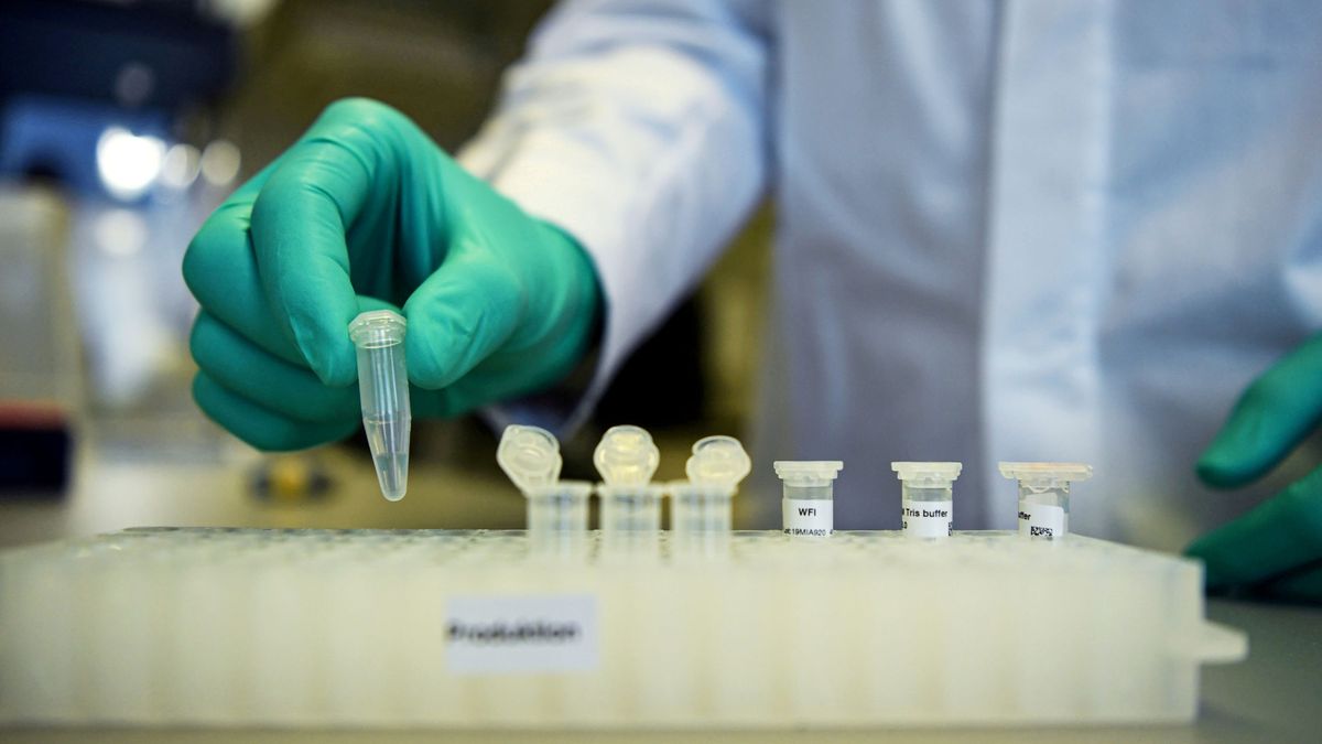 La farmacéutica alemana CureVac comienza la fase 3 del ensayo clínico de su vacuna