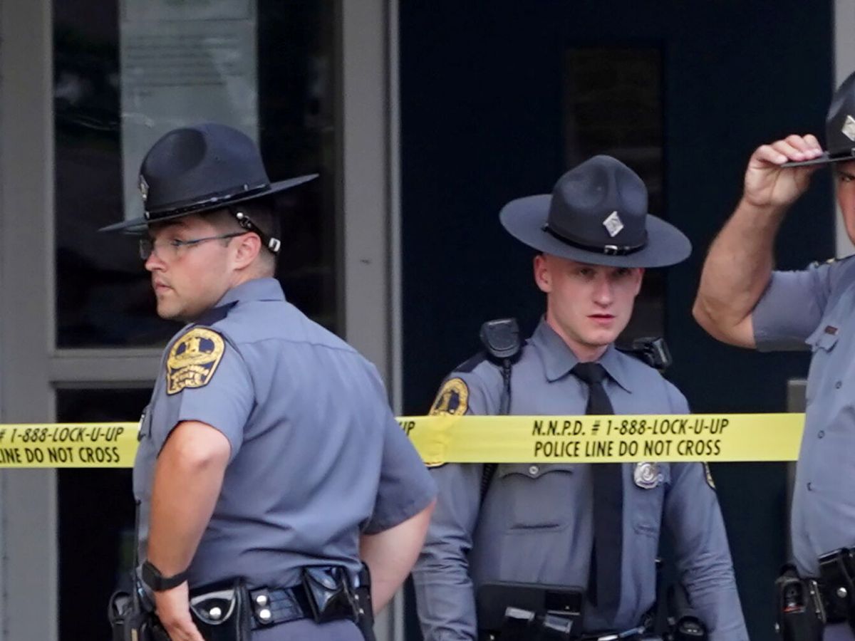 Foto: Agentes de Policía en Virginia, en una imagen de archivo. (REUTERS/Jay Paul)