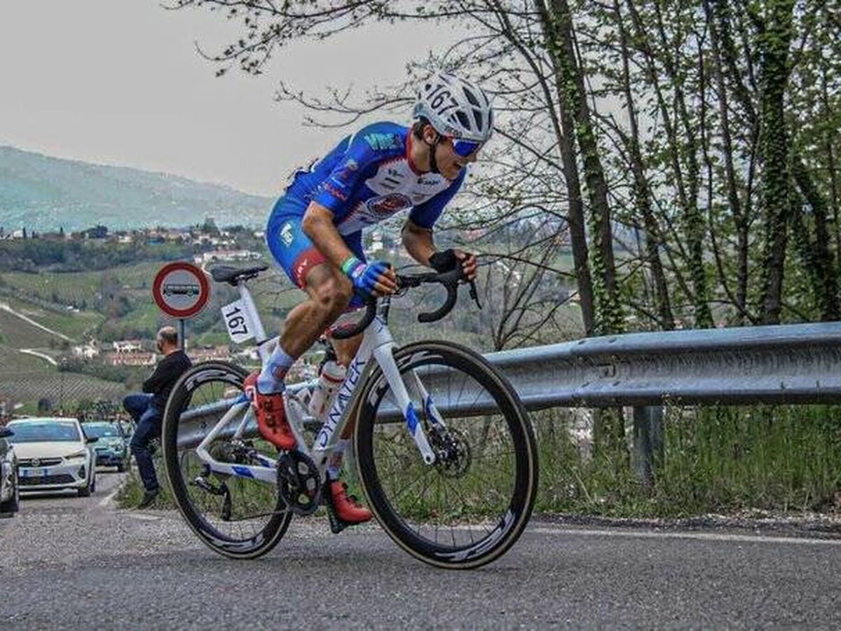 Foto: El deportista italiano, durante una carrera. (Instagram)