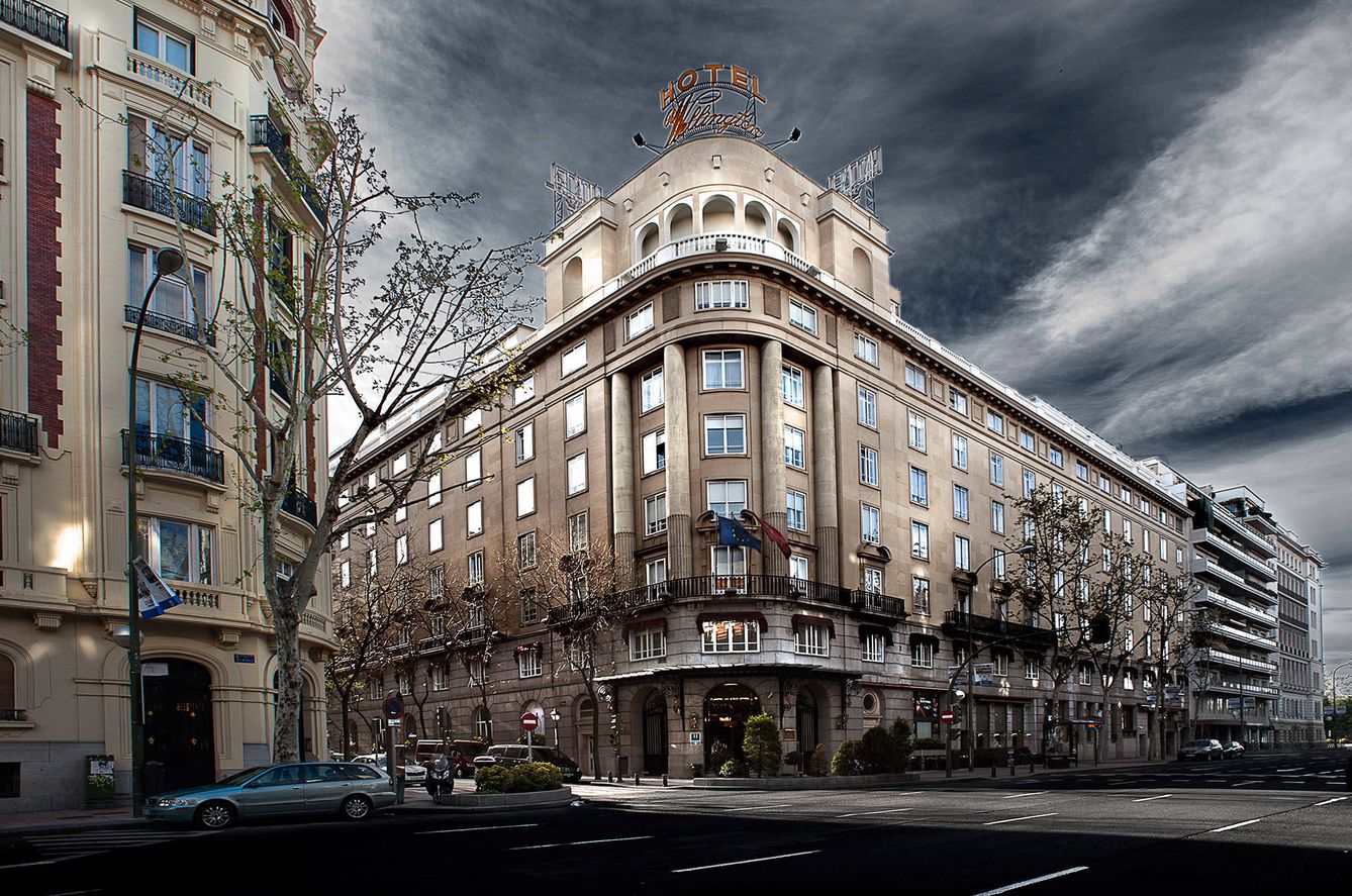 Vista exterior del Hotel Wellington de Madrid.