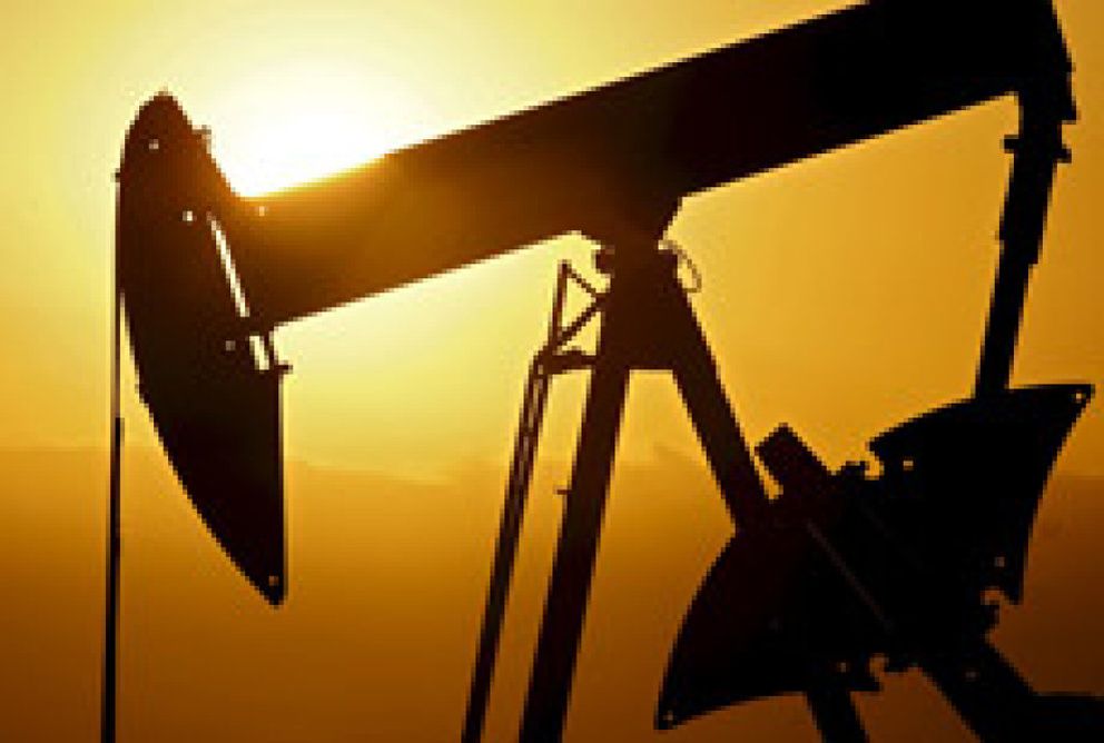 Foto: El petróleo sube un 2% tras la noticia de la caída de suministro