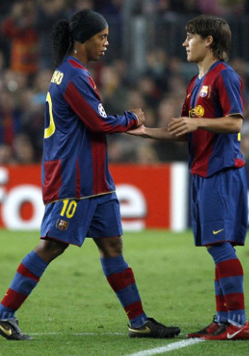 Foto: La directiva azulgrana pidió a Rijkaard que apartara a Ronaldinho del equipo