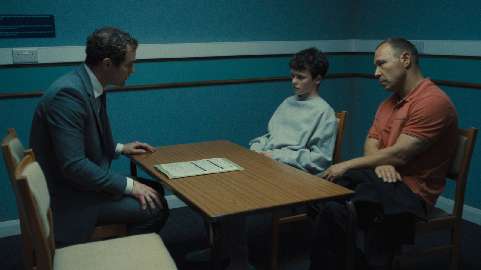 Si te gustó 'Adolescencia', tienes que ver esta miniserie española en ...