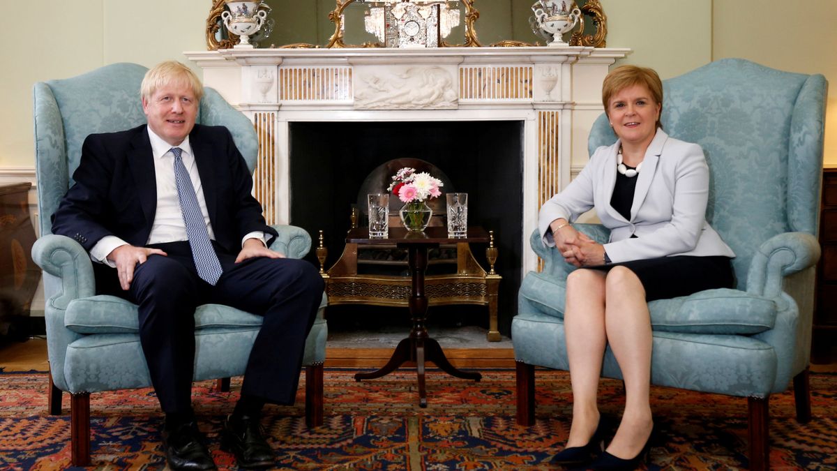 Boris Johnson rechaza oficialmente la petición de un nuevo referéndum en Escocia