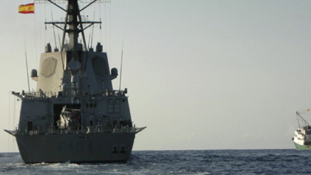 España enviará 90 militares y un avión de patrulla contra la piratería en Somalia