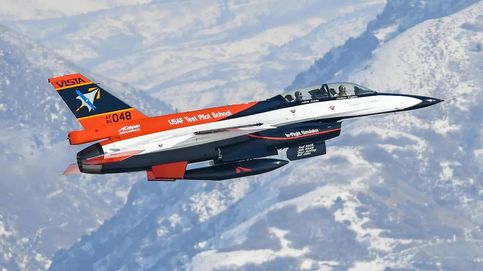 Noticia de Un F-16 sin piloto combate contra un F-16 con piloto humano por primera vez en la historia
