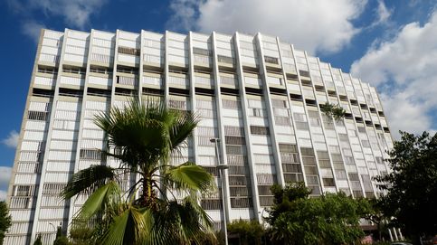 El edificio Estel, de sede de Telefónica a bloque maldito en la ciudad de Barcelona