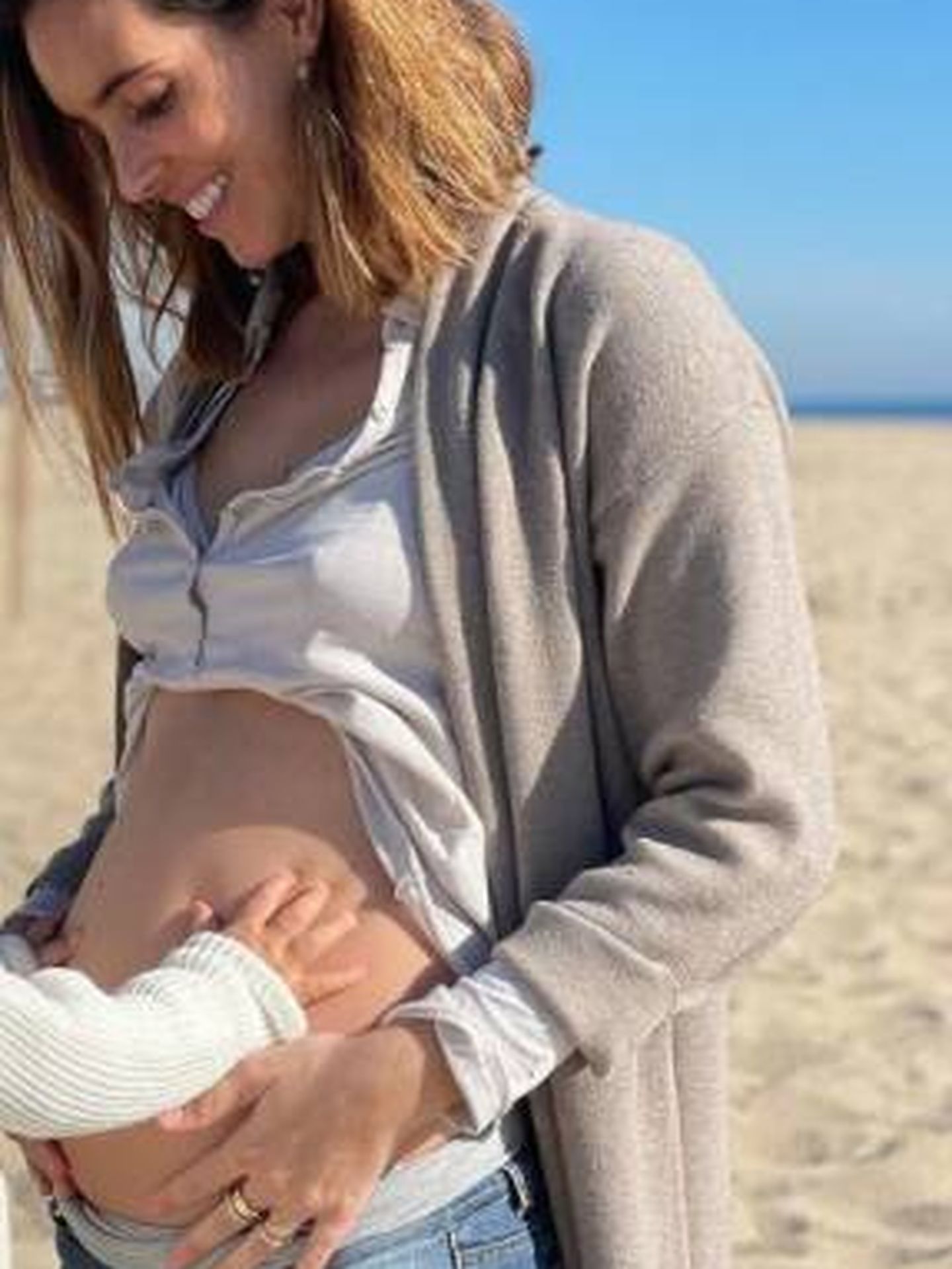 Una feliz Ona Carbonell luce su embarazo. (Instagram @ona_carbonell)