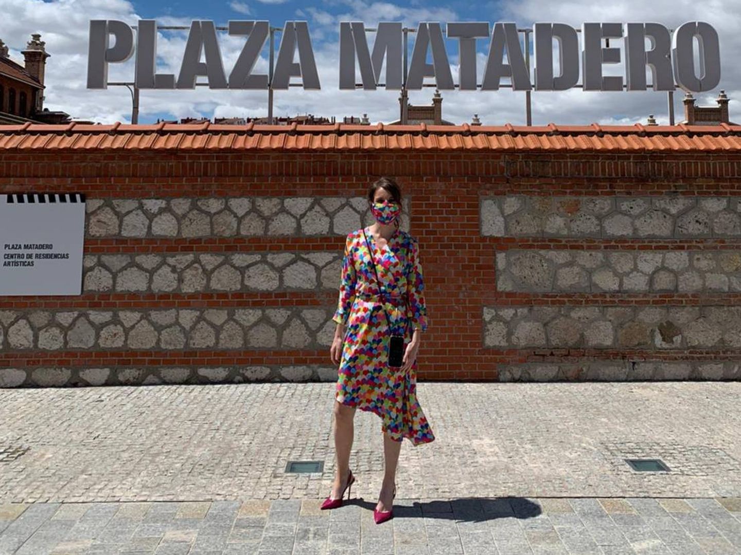 Andrea Levy, en la puerta de Matadero, Madrid. (Cortesía)