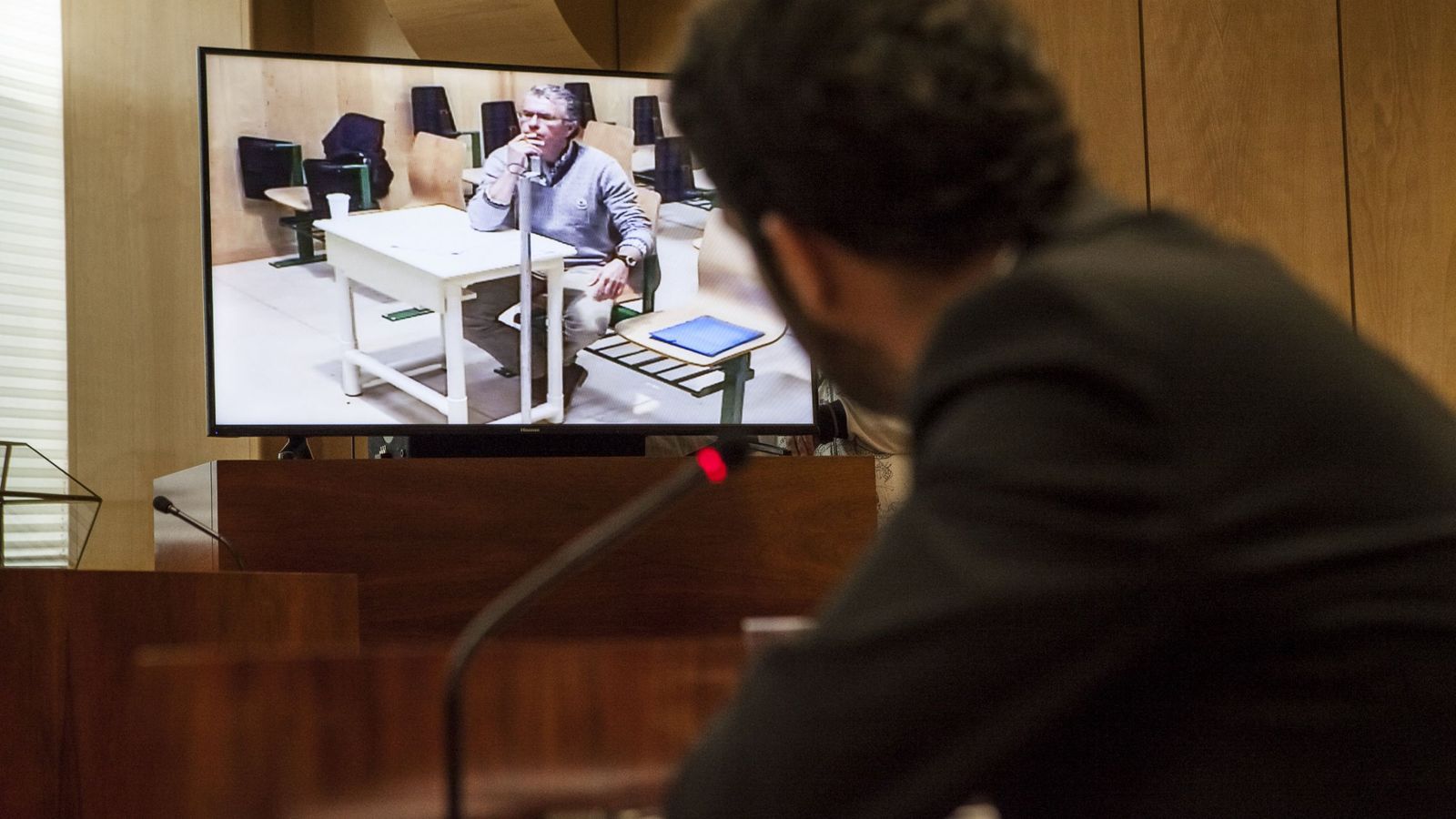 Foto: El exconsejero y exsecretario general del PP de Madrid Francisco Granados comparece por videoconferencia desde prisión. (EFE)