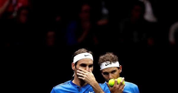 Foto: Nadal y Federer en la Copa Laver de septiembre del pasado año. (Reuers)