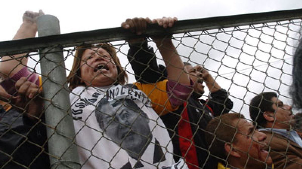 Fujimori pasa su primer día en una prisión peruana vigilado por un centenar de policías