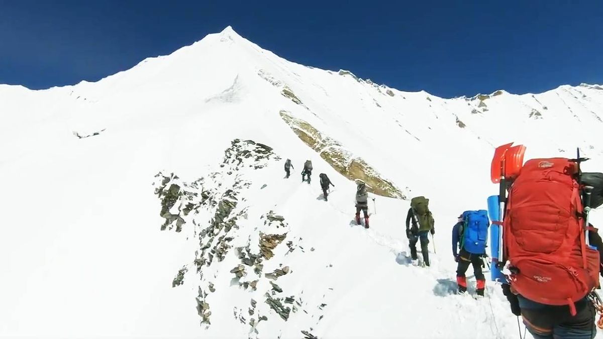 Aparecen las últimas imágenes de los ocho escaladores que murieron en el Himalaya