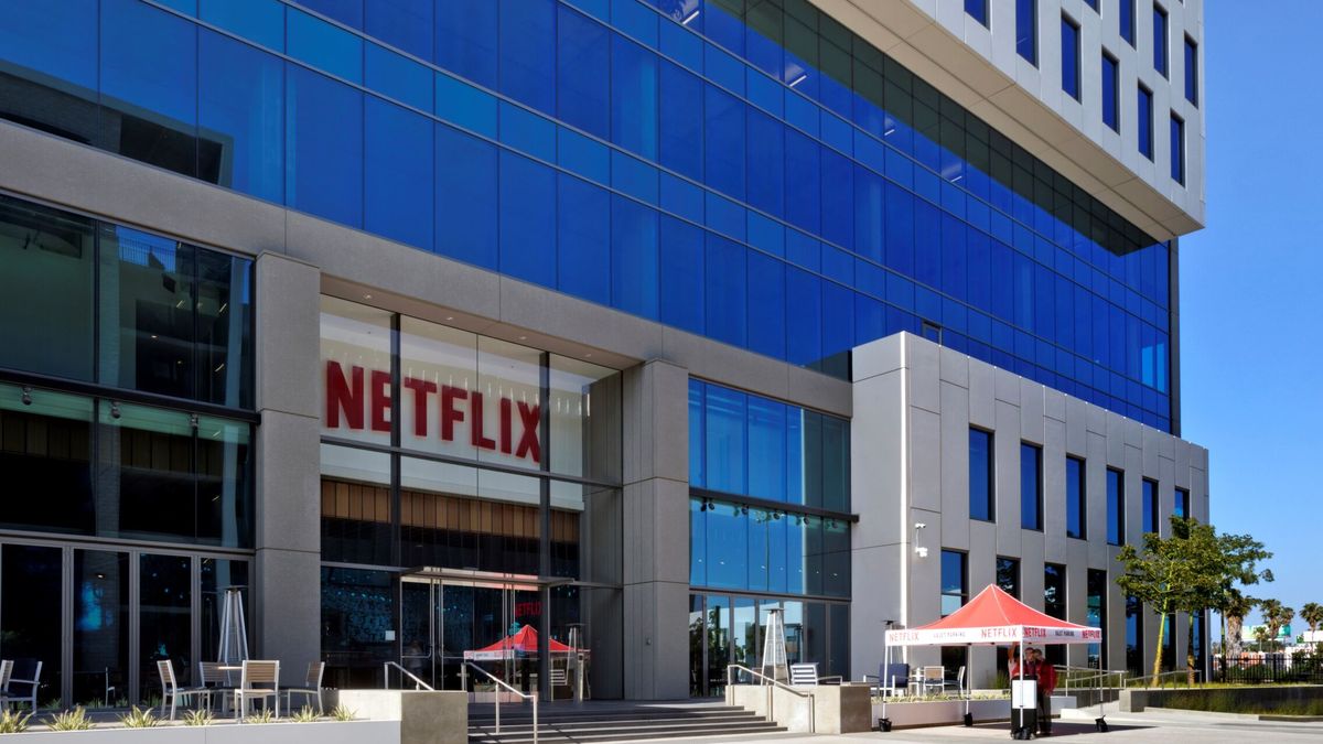 La productora de Netflix en España Los Gatos duplica beneficio tras un empujón fiscal