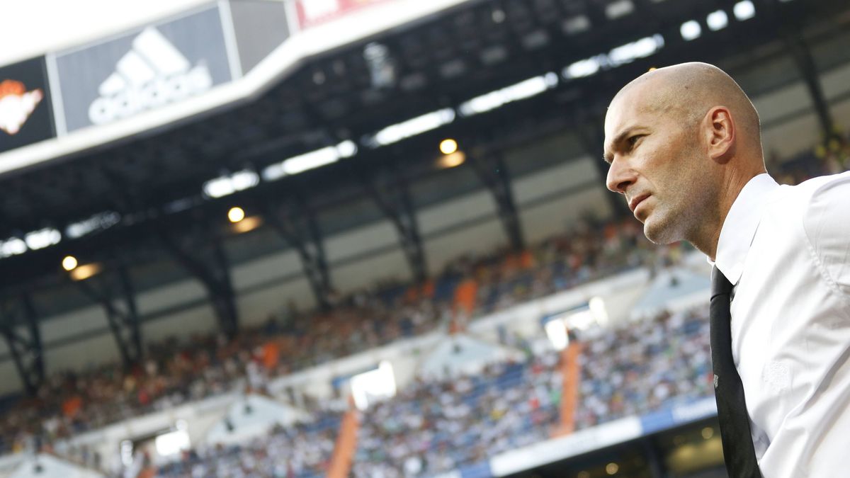 Zidane, el 'sin papeles' que comerá pipas