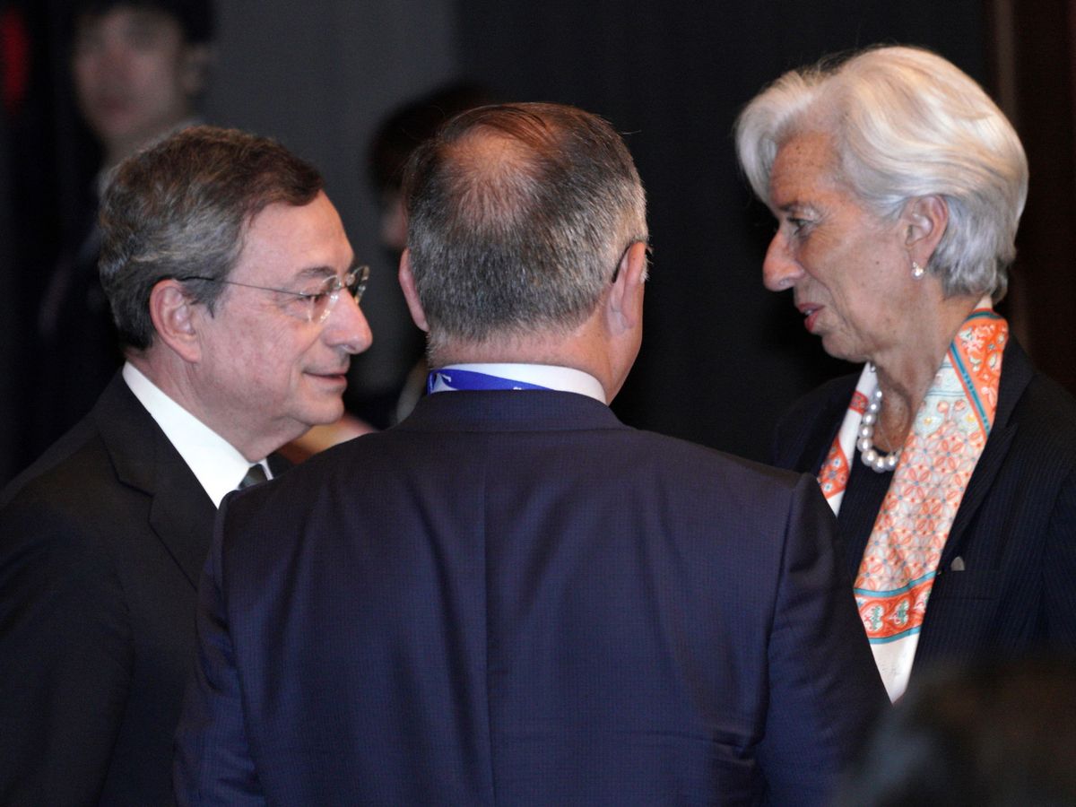 Foto: Mario Draghi y Christine Lagarde, en un acto en Fráncfort. (Reuters)