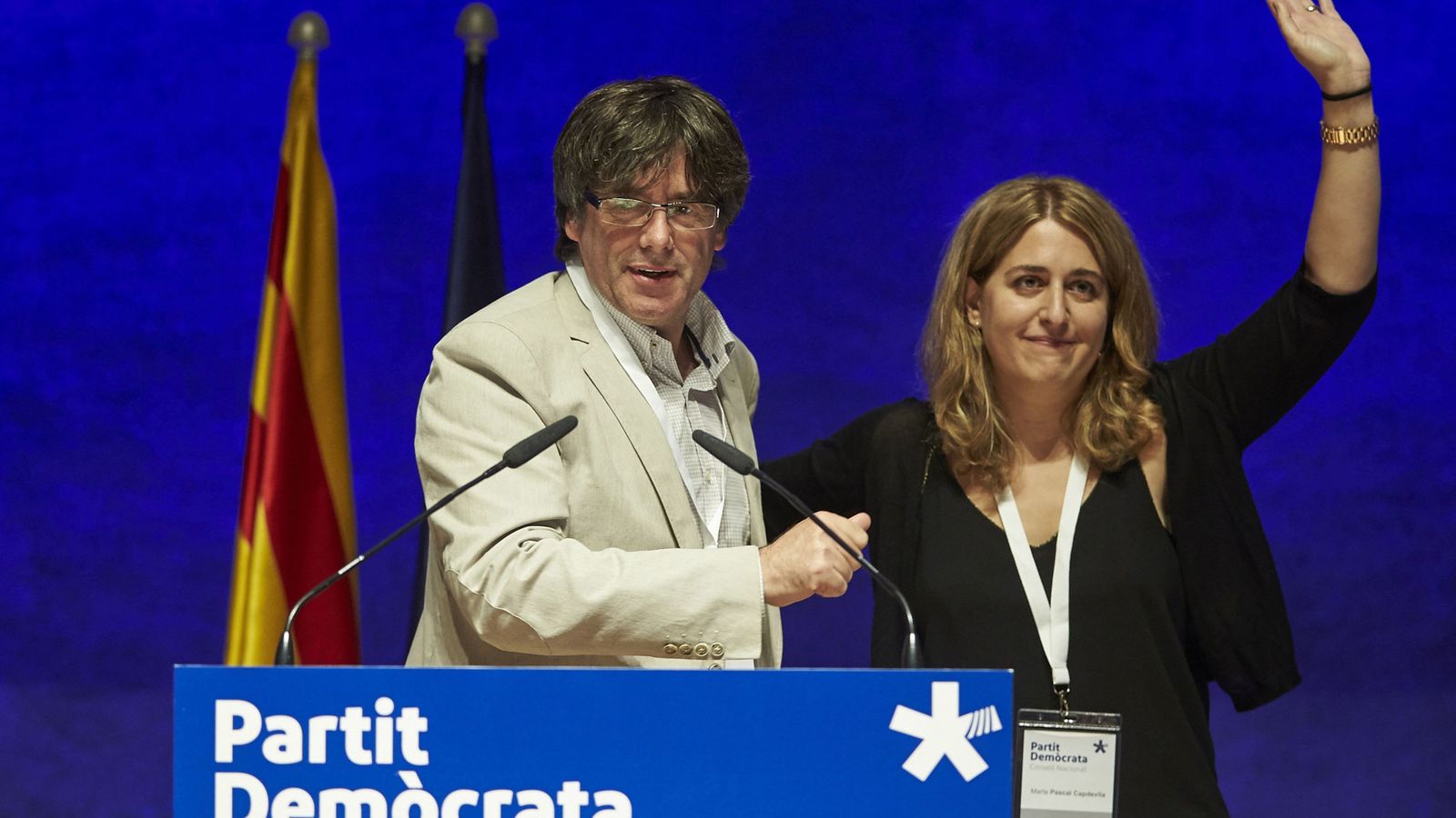 Foto: Carles Puigdemont y Marta Pascal en un acto en 2017. (EFE)