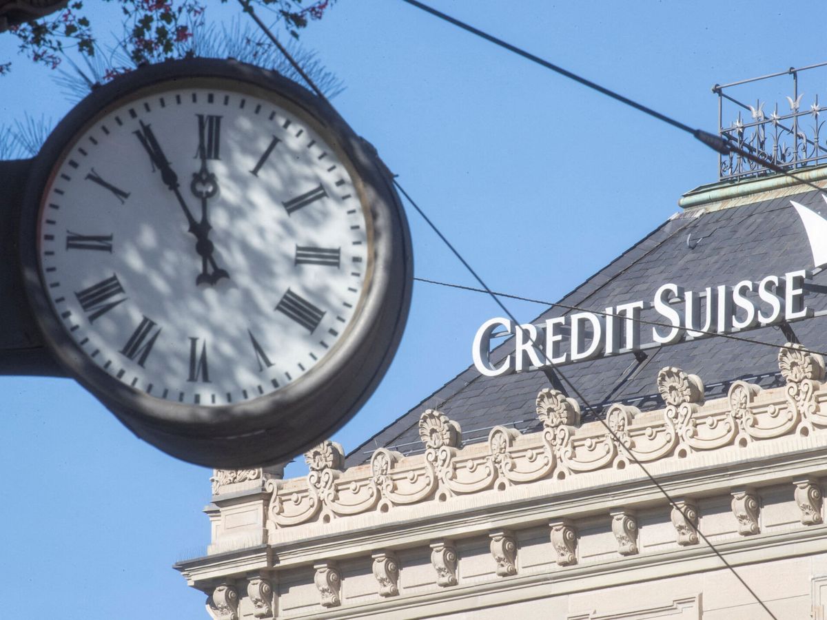 Foto: Logo de Credit Suisse en una de sus oficinas en Zúrich. (Reuters/Arnd Wiegmann)