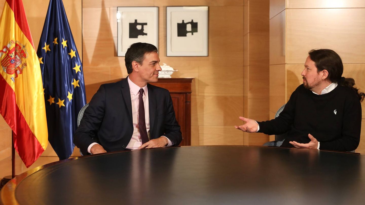 Pedro Sánchez y Pablo Iglesias, durante su reunión en el Congreso de los Diputados, el 11 de junio de 2019. (Inma Mesa | PSOE)