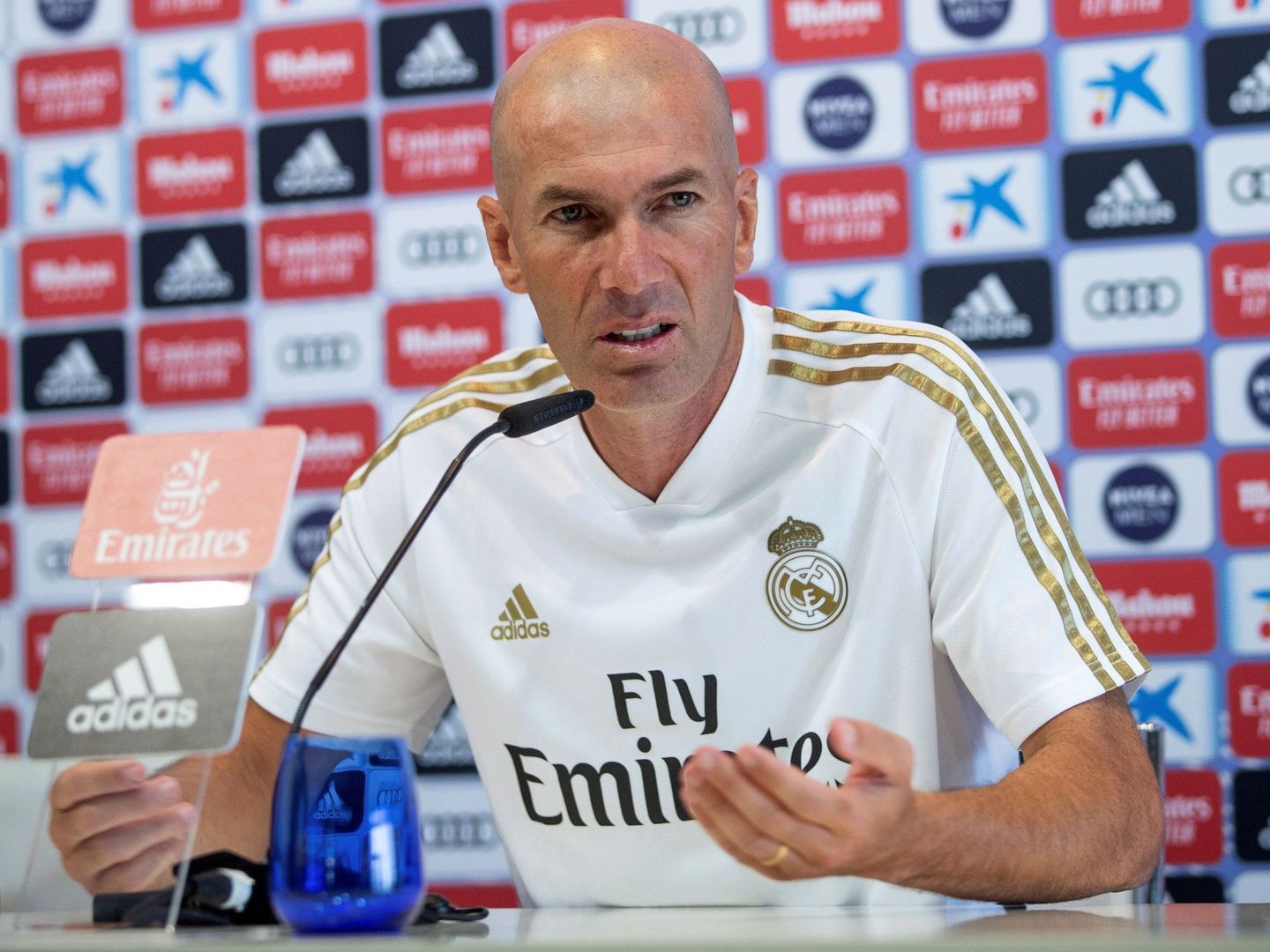 Zidane en la ruda de prensa antes del partido contra el Valladolid. (Efe)