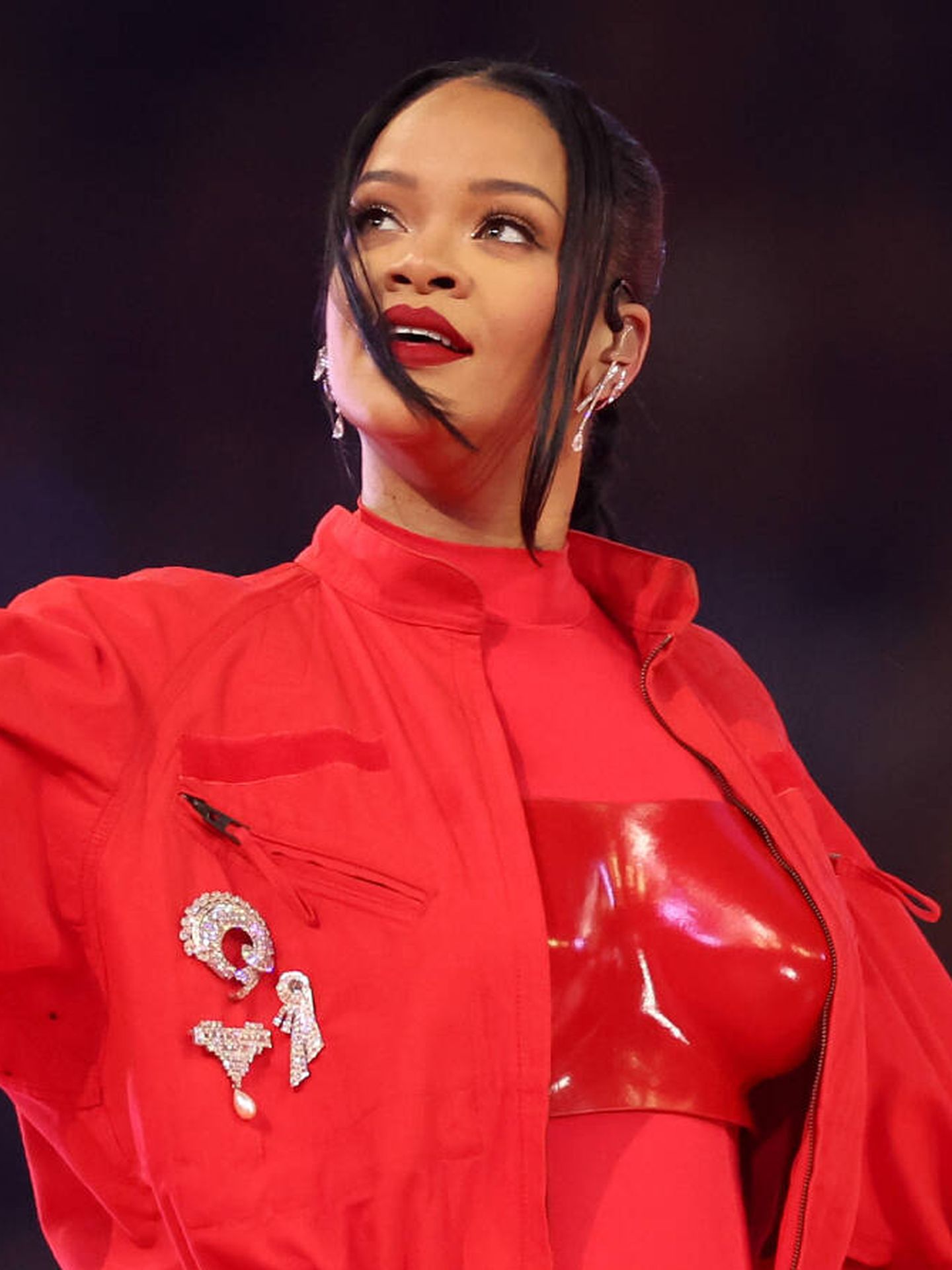 Rihanna, durante su actuación en el intermedio de la Super Bowl. (Getty/Ezra Shaw)