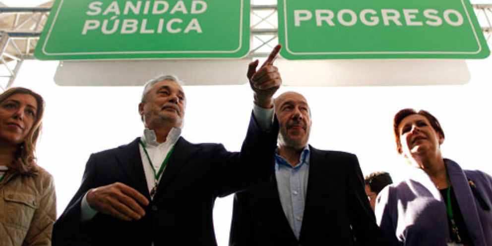 Foto: Griñán lanza un reto a Rajoy: “¿Va a suprimir las comunidades autónomas?”