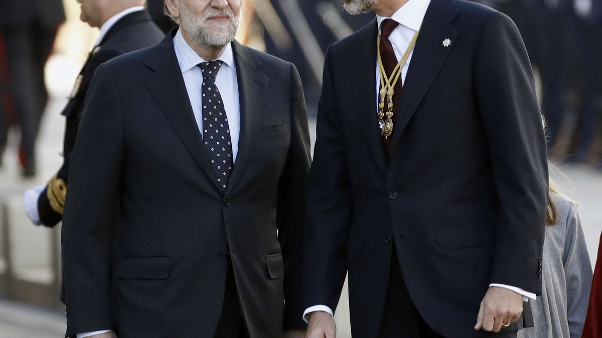 Rajoy asegura sentirse "muy bien" al llegar a Marivent tras el ataque de lumbago sufrido