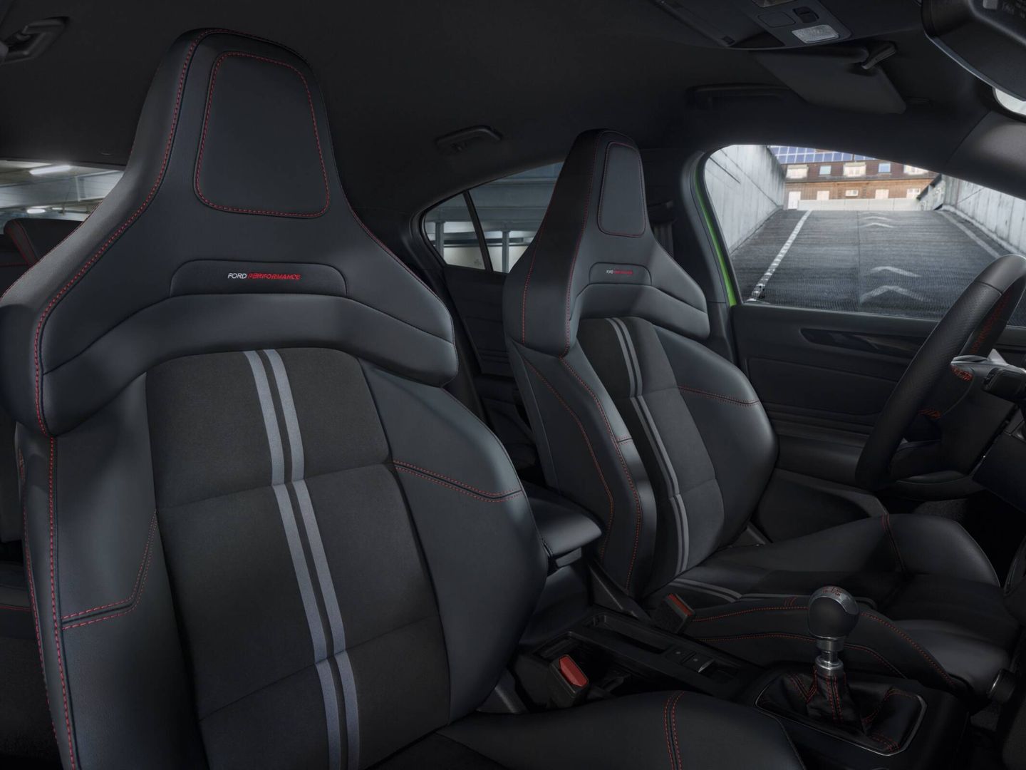 Los nuevos asientos Performance de la versión deportiva ST, que rinde 280 CV, son un desarrollo propio de la marca del óvalo.