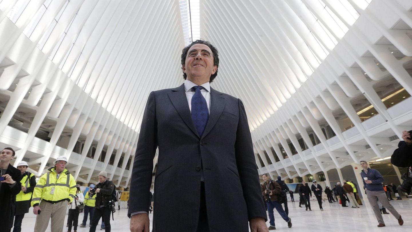 Santiago Calatrava en la inauguración del centro de transporte del World Trade Center de Nueva York. (EFE)
