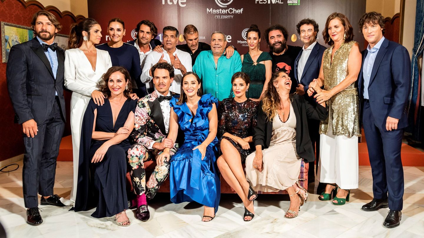 Tamara Falcó con sus compañeros de 'Masterchef Celebrity', en 2019. (EFE/Jon Rodriguez Bilbao)