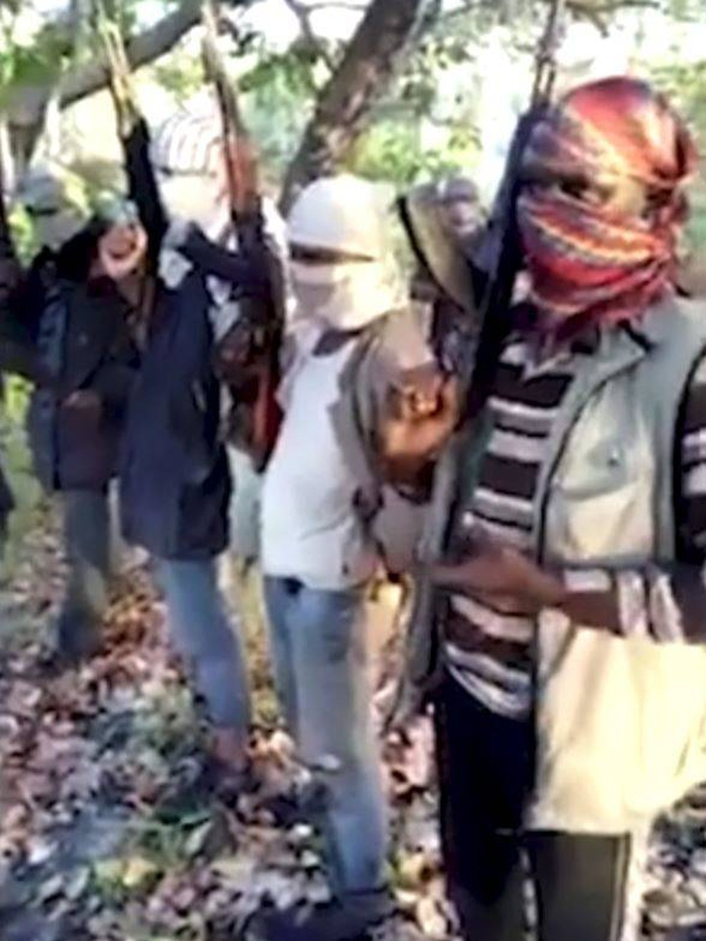 Los militantes de 'Sunna Swahili' en un vídeo publicado en enero, en el que apelan a los mozambiqueños a unirse a la yihad