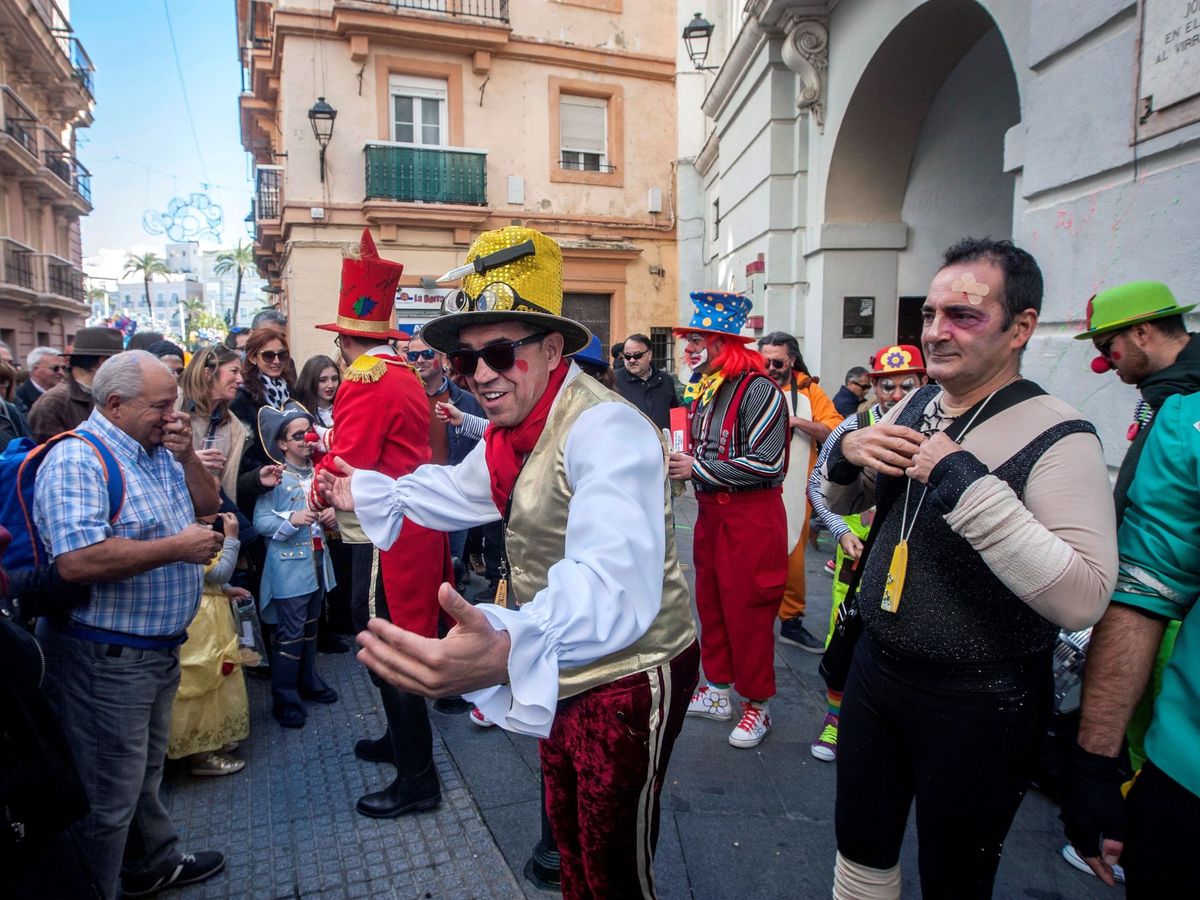 Foto: El carnaval de cádiz se viste de calle