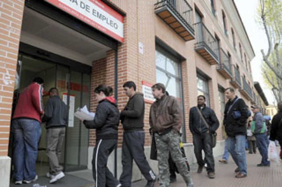Foto: Nueve de cada diez españoles busca trabajo a pesar de estar empleados