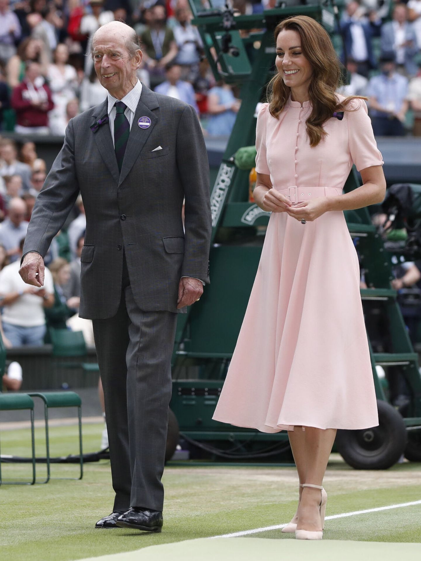 Kate Middleton, junto al duque de Kent. (EFE)