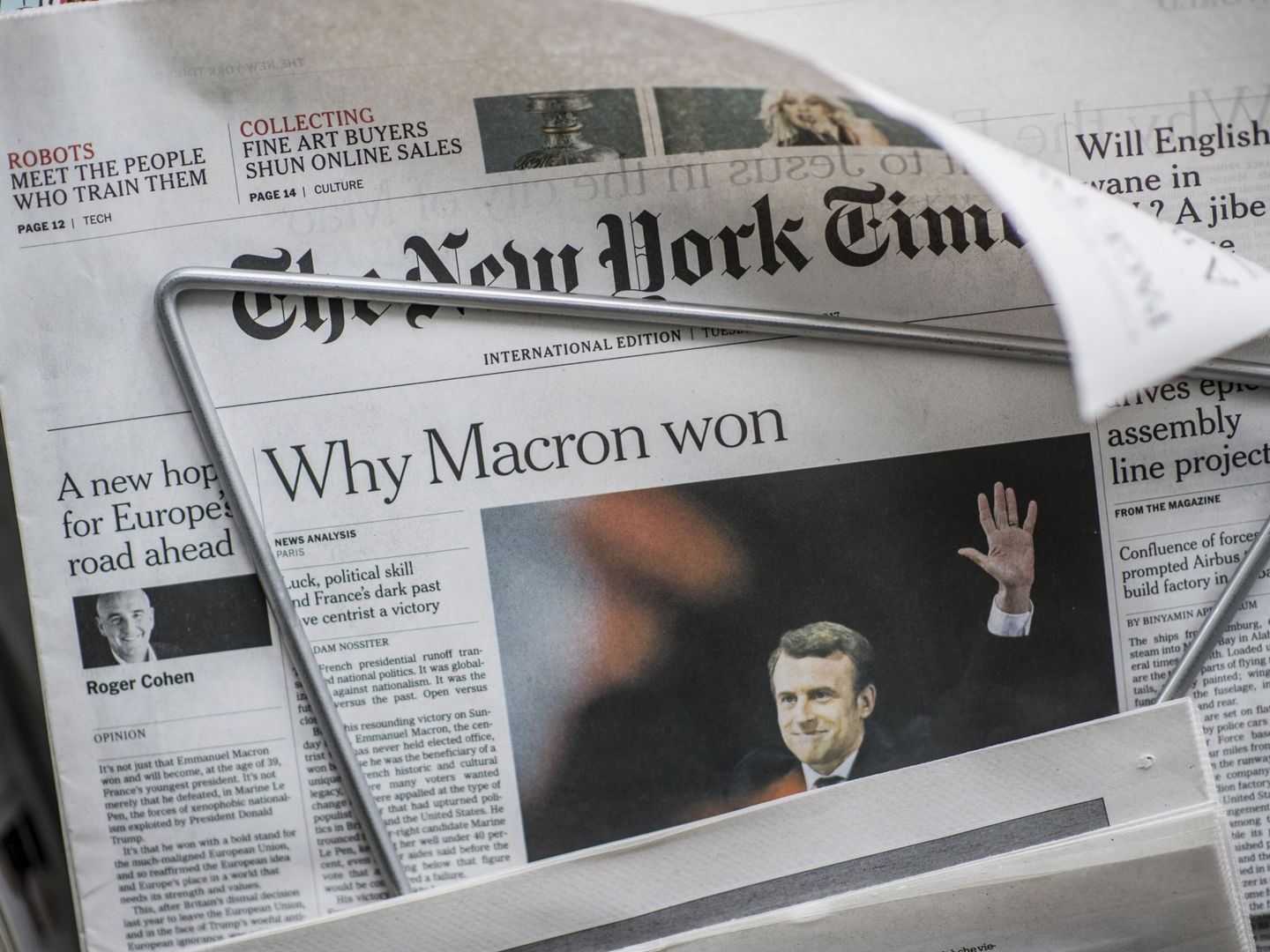Portada de 'The New York Times' tras la victoria de Macron. (Efe)