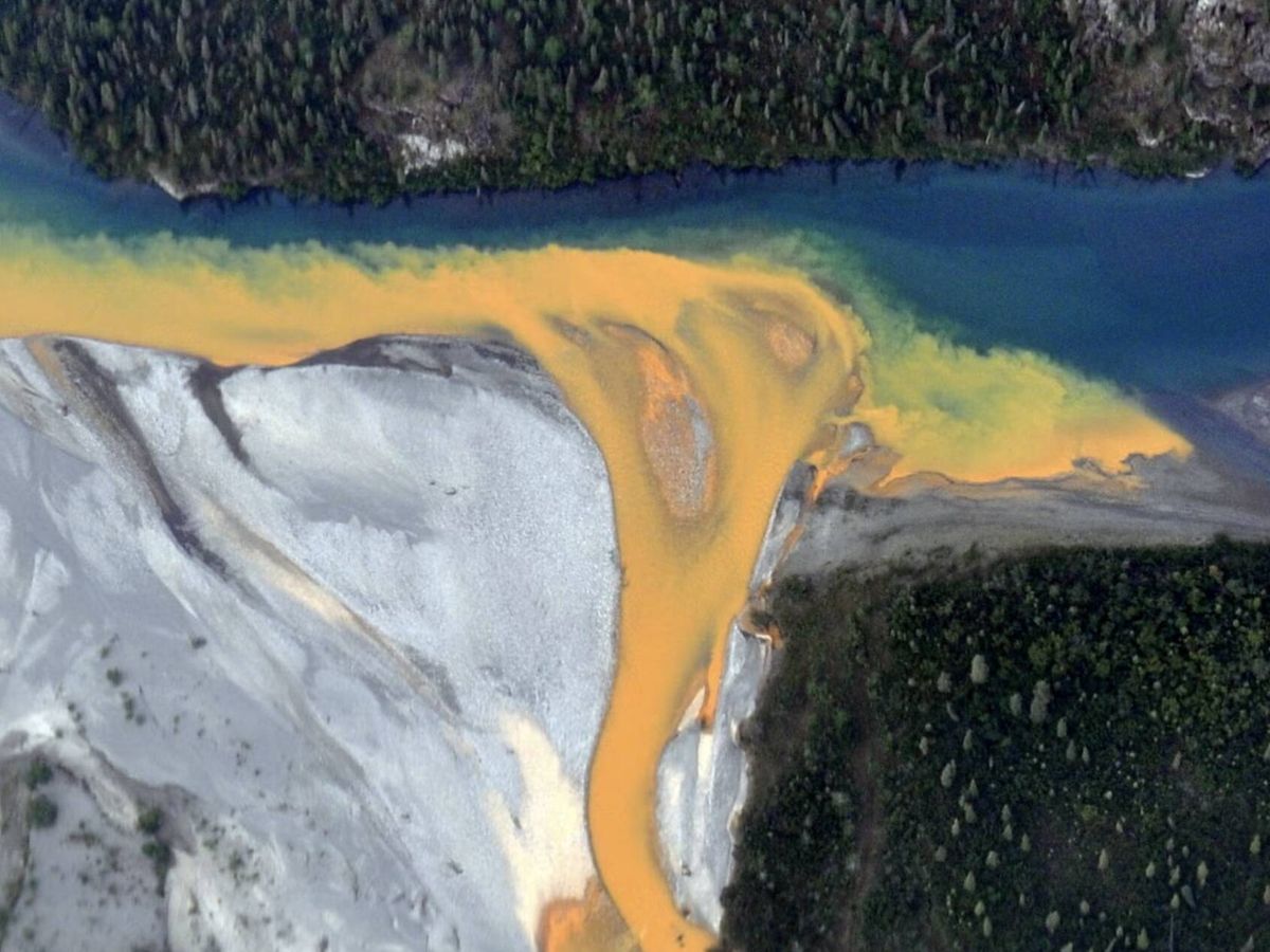 Derretimento de permafrost altera a cor e a composição química de rios no Alasca