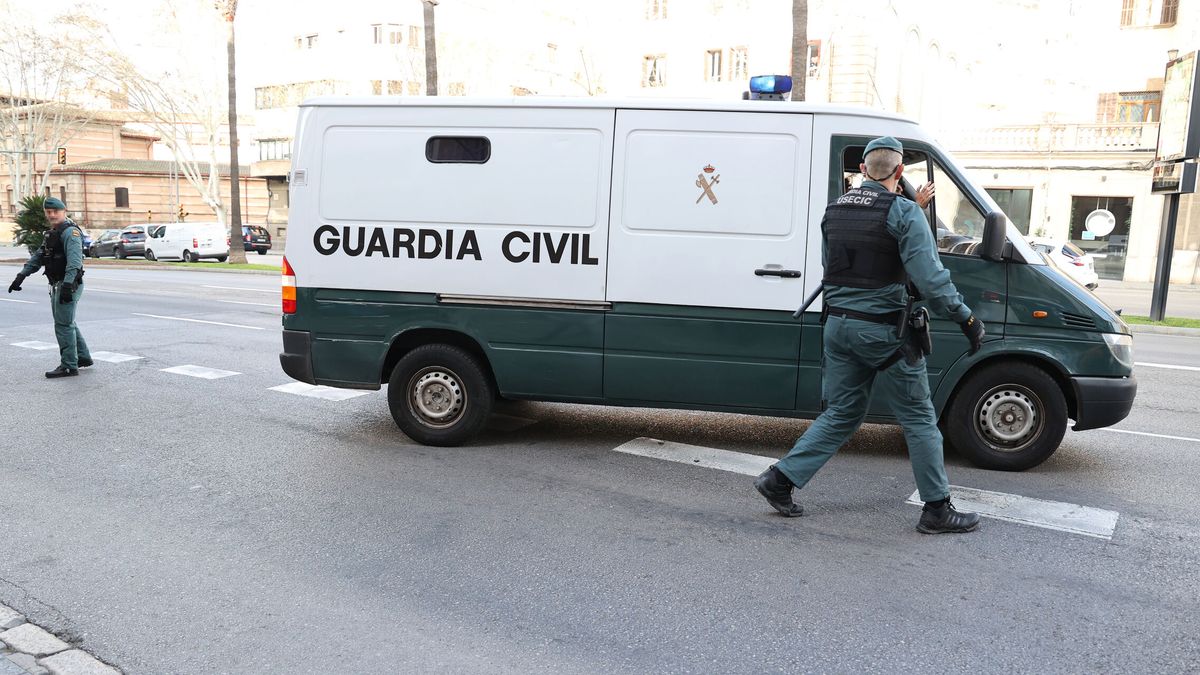 Detienen en Valencia a una abuela y a su nieto menor de edad por tráfico de drogas