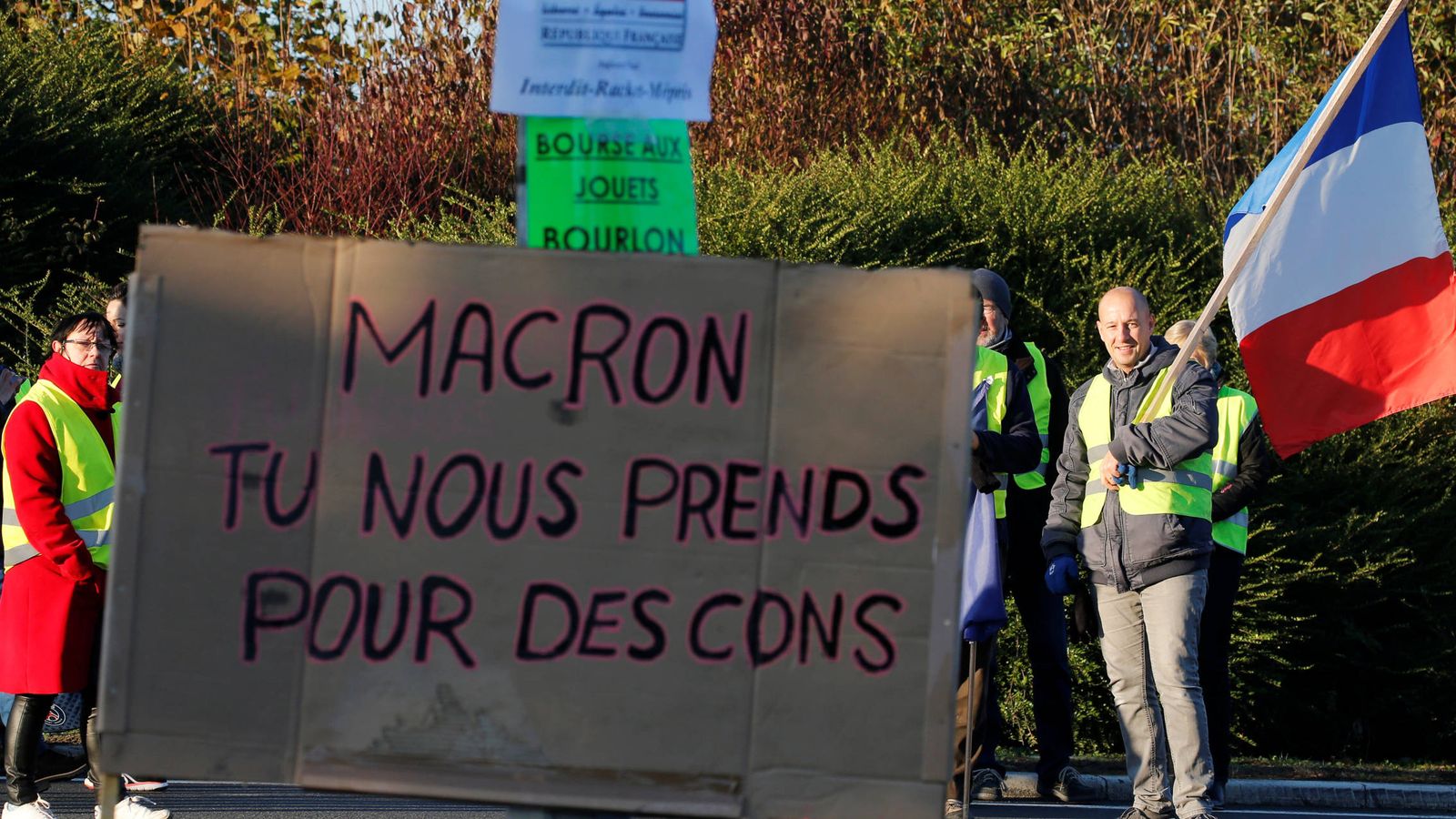 Foto: Protestas contra Macron en Francia. (EFE)