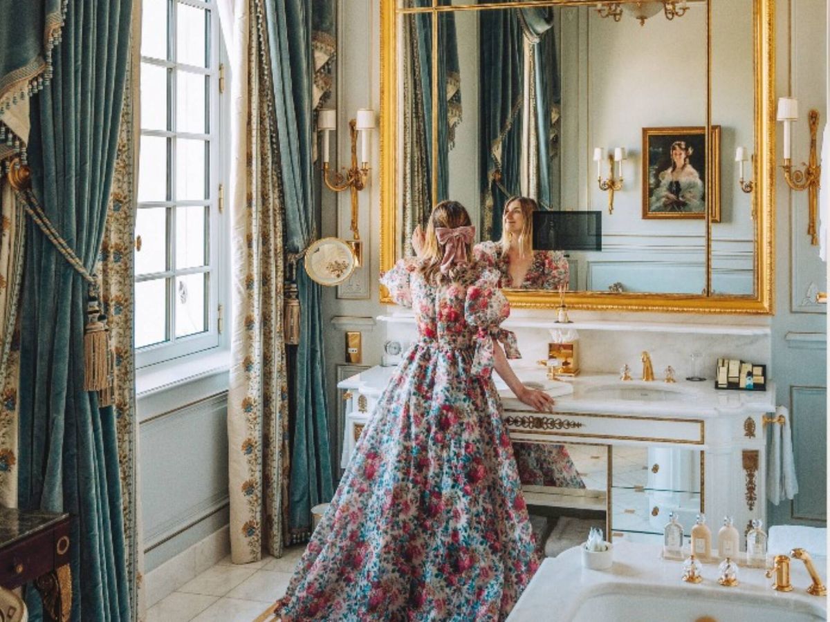 Foto: Descubre este histórico hotel, cuna del Baile de Debutantes de París. (Instagram/@lebal.paris)