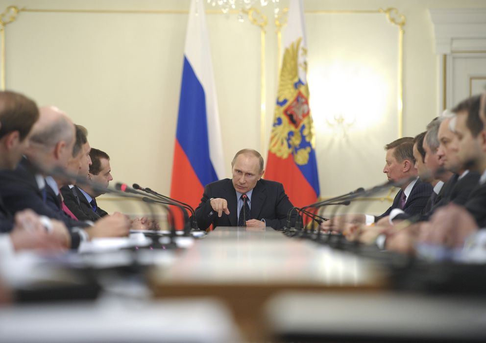 Foto: El presidente ruso, Vladimir Putin, durante una reunión del Ejecutivo en la residencia de Novo-Ogaryovo, en Moscú. (Reuters)