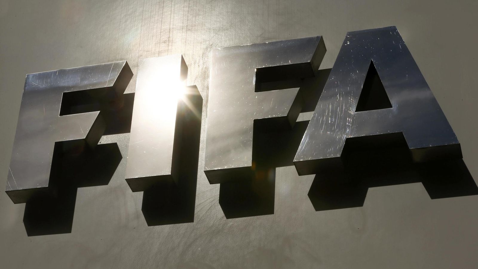 Foto: Así son los siete candidatos que se presentan a las elecciones a presidente de la FIFA (Reuters).