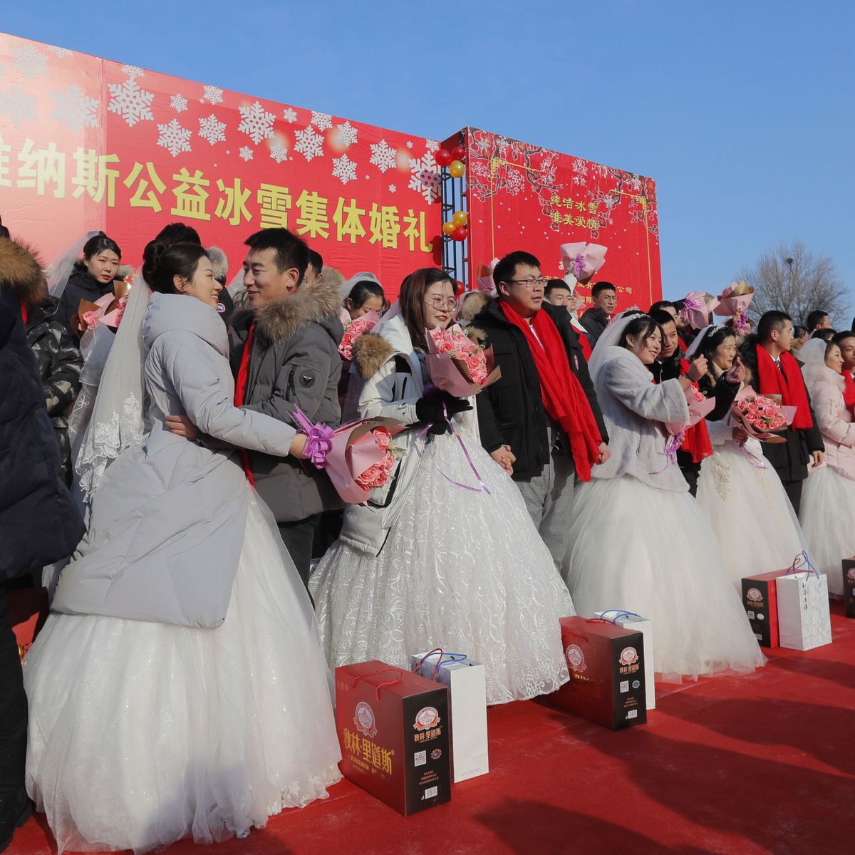 Se busca marido pobre para mujer exitosa: nuevo giro del mercado de  solteros en China