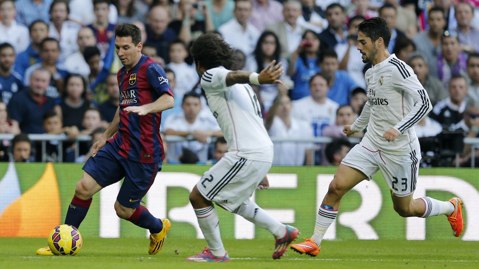 Foto: Messi junto a Marcelo e Isco en un Clásico disputado en el Bernabéu (AP).