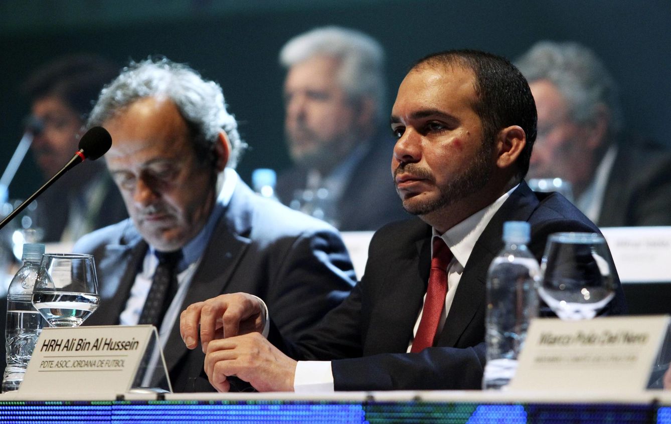 Al-Hussein y Platini en el Congreso de la CONMEBOL. (Reuters)