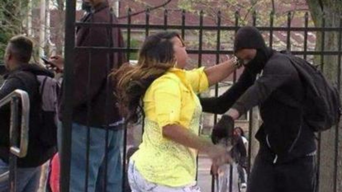 "Tira pa' casa": la madre que "disolvió" una manifestación violenta en Baltimore