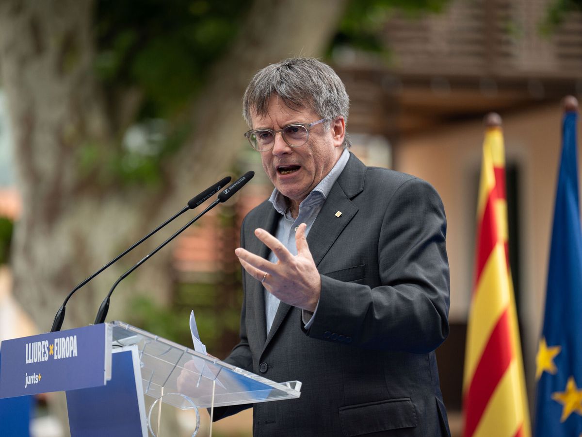 Foto: Puigdemont, en campaña electoral. (EFE/David Borrat)