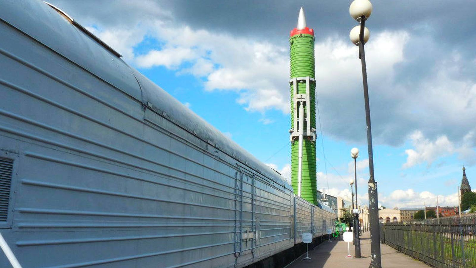 Foto: El misil ruso ferroviario RT-23 Molodets, un sistema que ahora está siendo actualizado